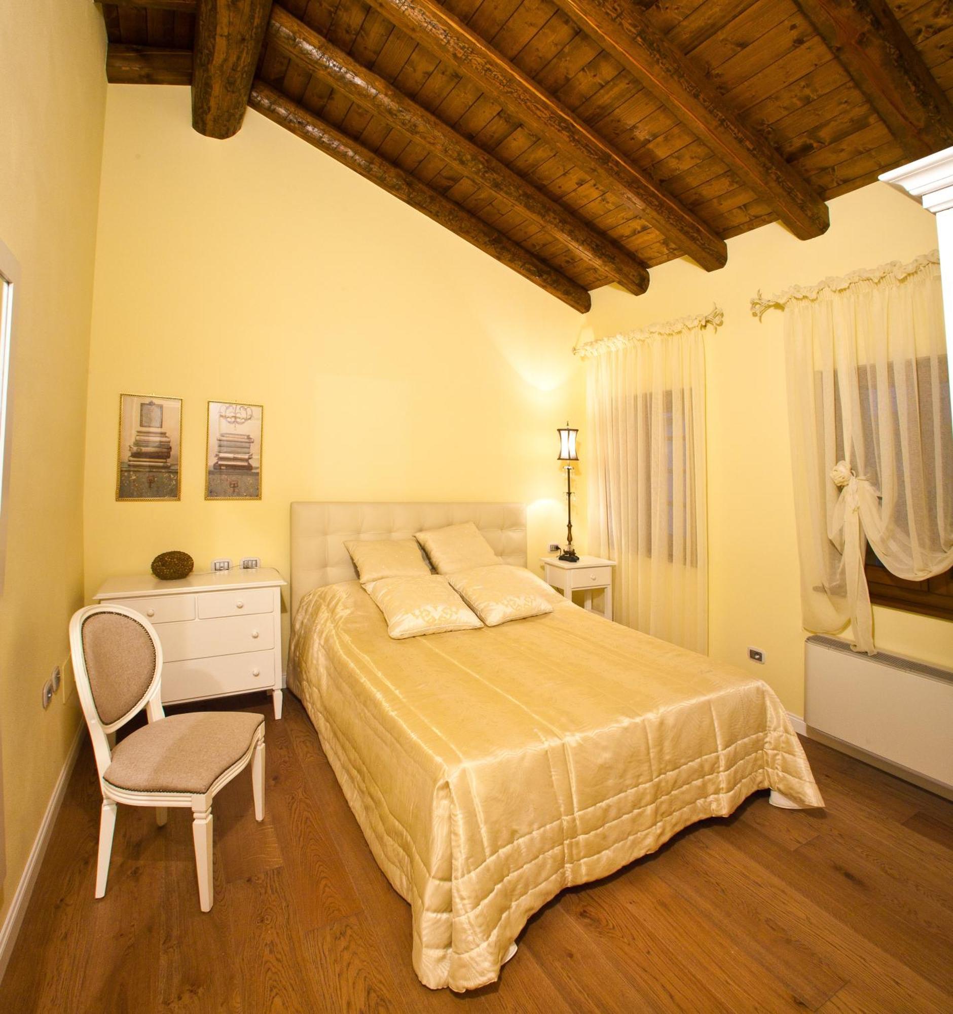 Wine Resort Luisa Mariano del Friuli ภายนอก รูปภาพ